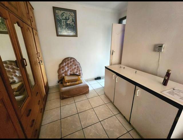3 BEDROOM FREESTANDING TO LET IN VANROVA